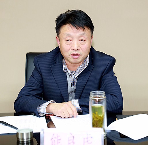 1480072525719569a4aT.jpg 熊良虎.jpg