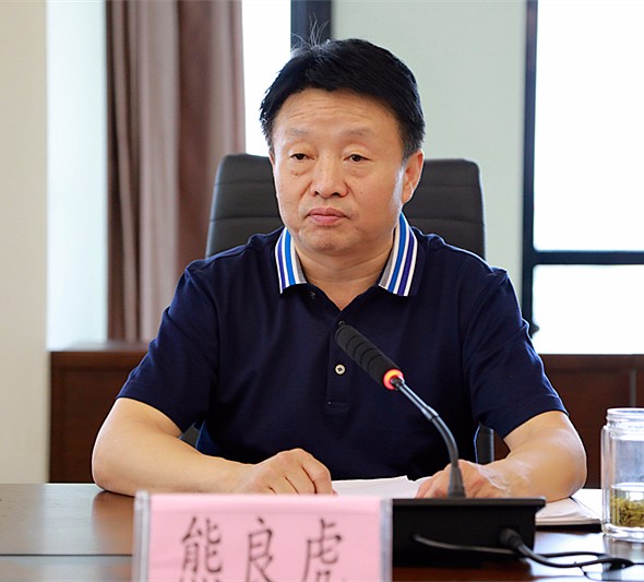 1497525746587079yDva.jpg 董事長(zhǎng).jpg