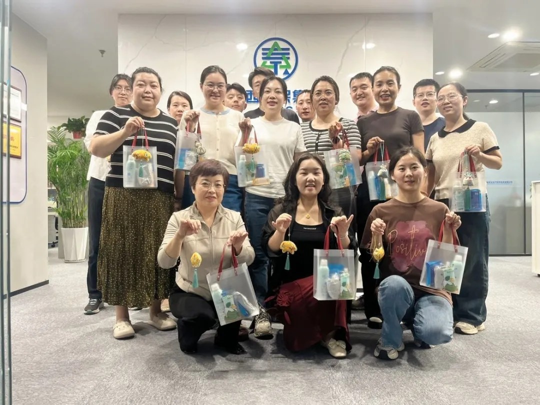 1748938912216428i5jE.jpg d1258864c9f22ec54df613080f372ac.jpg